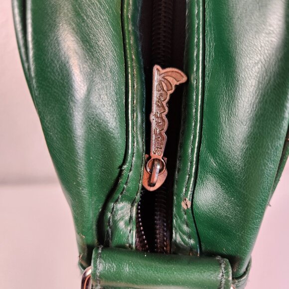 Green and Cream Shoulder Bag - Picture 10 of 16